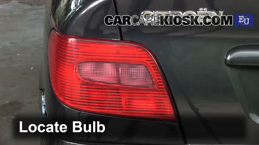 2005 Citroen Xsara SX Hatchback 1.6L 4 Cyl. Lights Turn Signal - Rear (replace bulb)